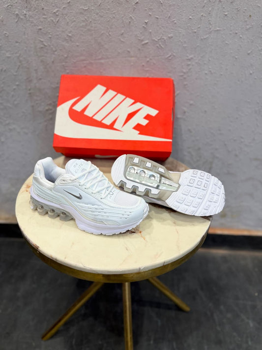 NIKE SHOK ELITE TRIPPLE WHITE