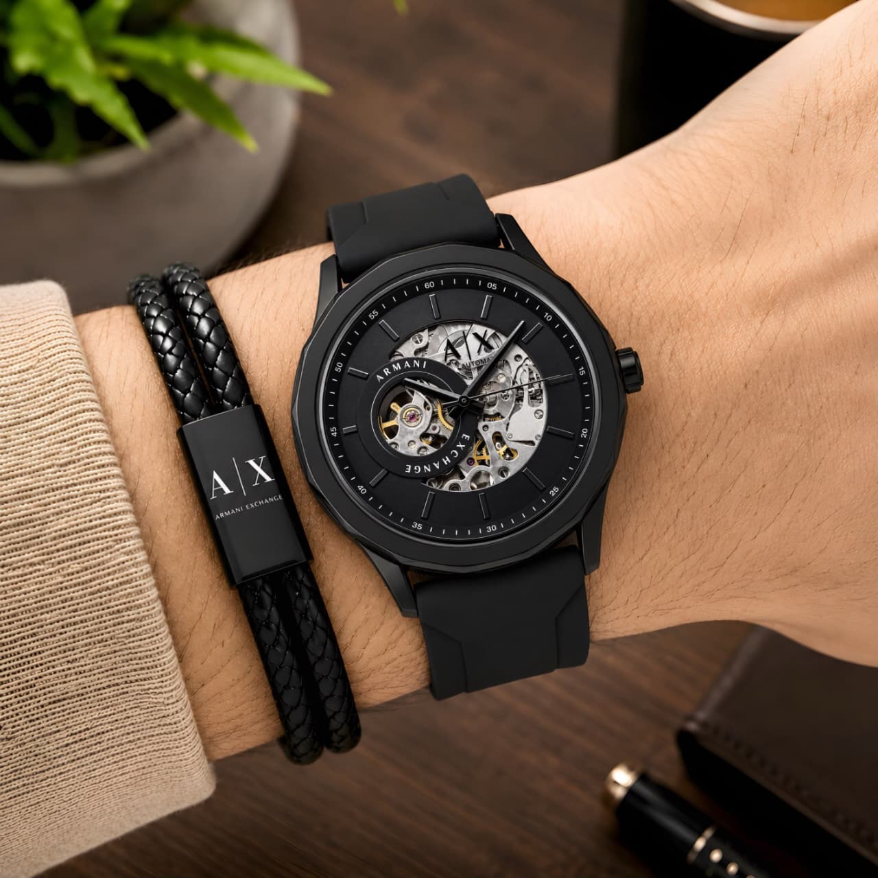 Armani Exchange Automatic watch combines bold contemporary design with premium mechanical craftsmanship and it is a perfect blend of luxury and sporty elegance. ✅