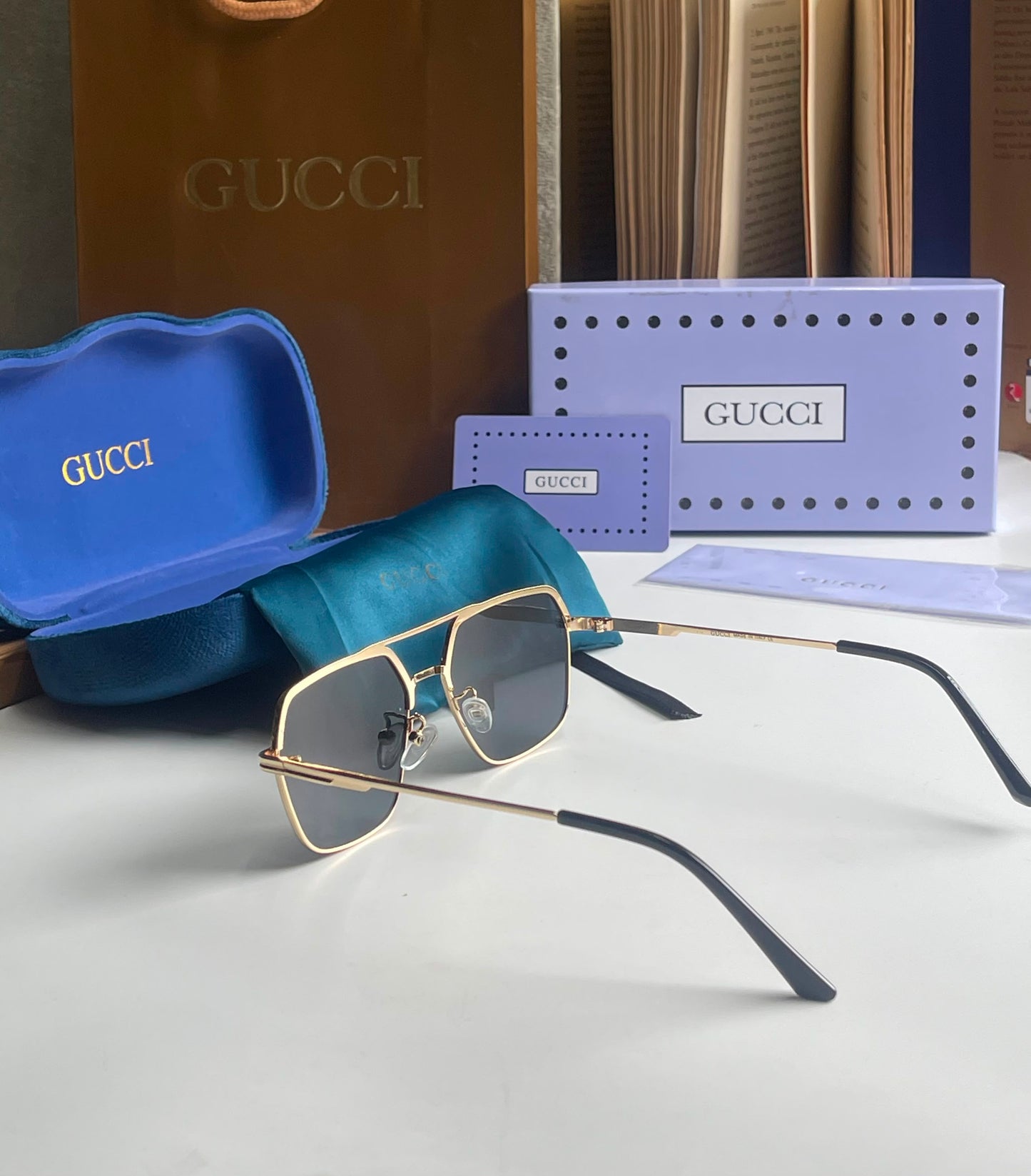 GUCCI SUNGLASSES  UNISEX AVIATOR MODEL